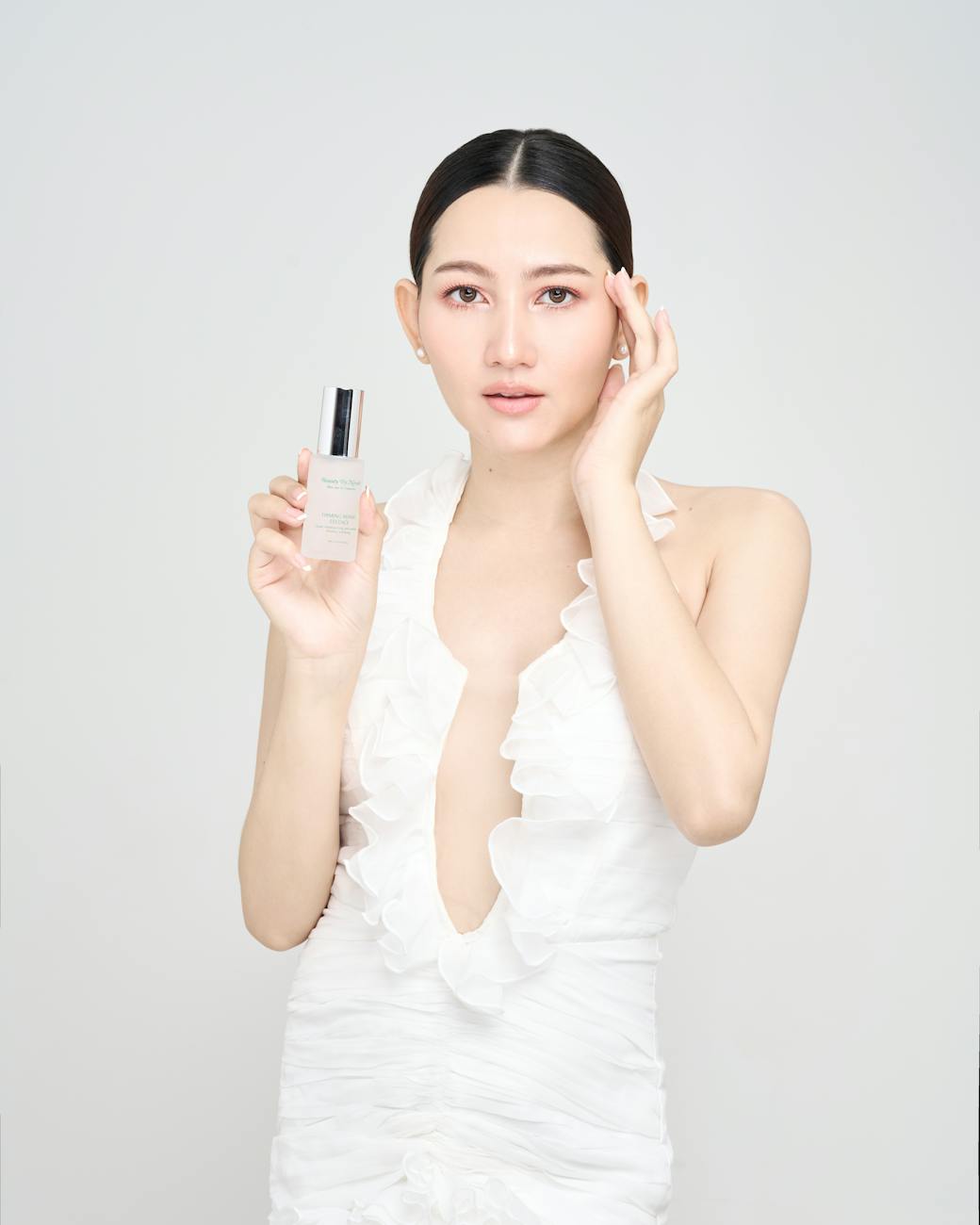 A Nova Era da Estética: A Ascensão da ‘Skin Longevity’ e o Poder da Limpeza Consciente