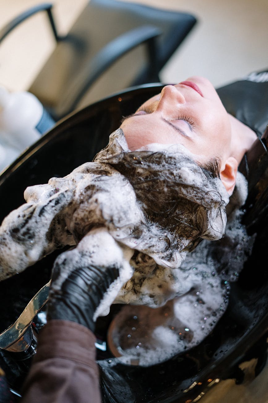 A Nova Era da Tricologia de Luxo: A Ciência e a Estética se Unem na Jornada Capilar
