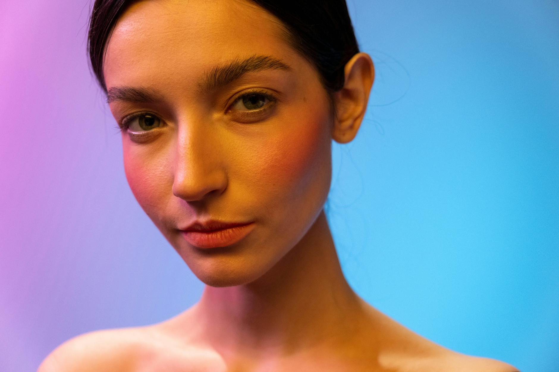 Beleza que Floresce de Dentro: O Poder Transformador da Alimentação Anti-inflamatória para a Mulher Moderna