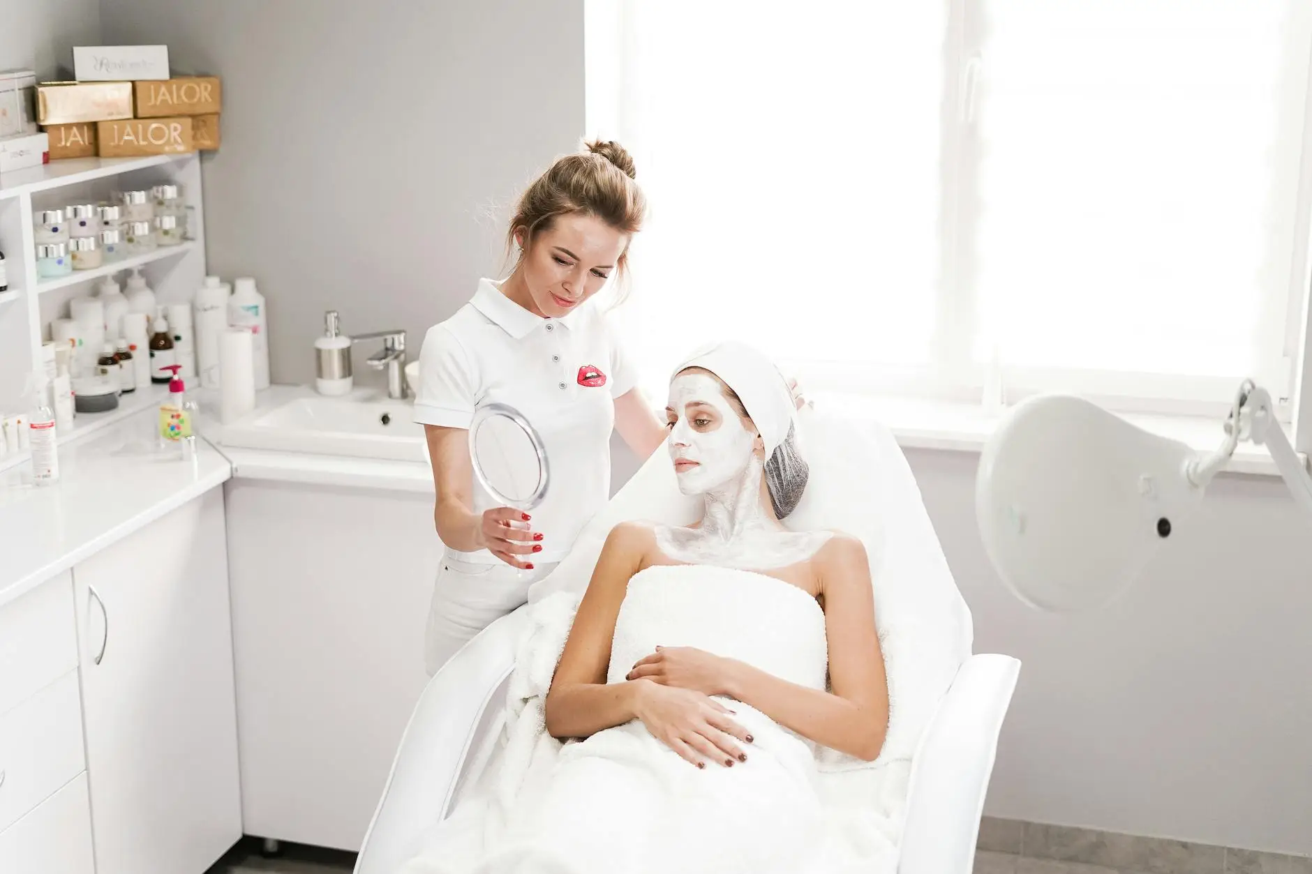 Tratamentos Faciais: Inovações e Soluções para uma Pele Transformada