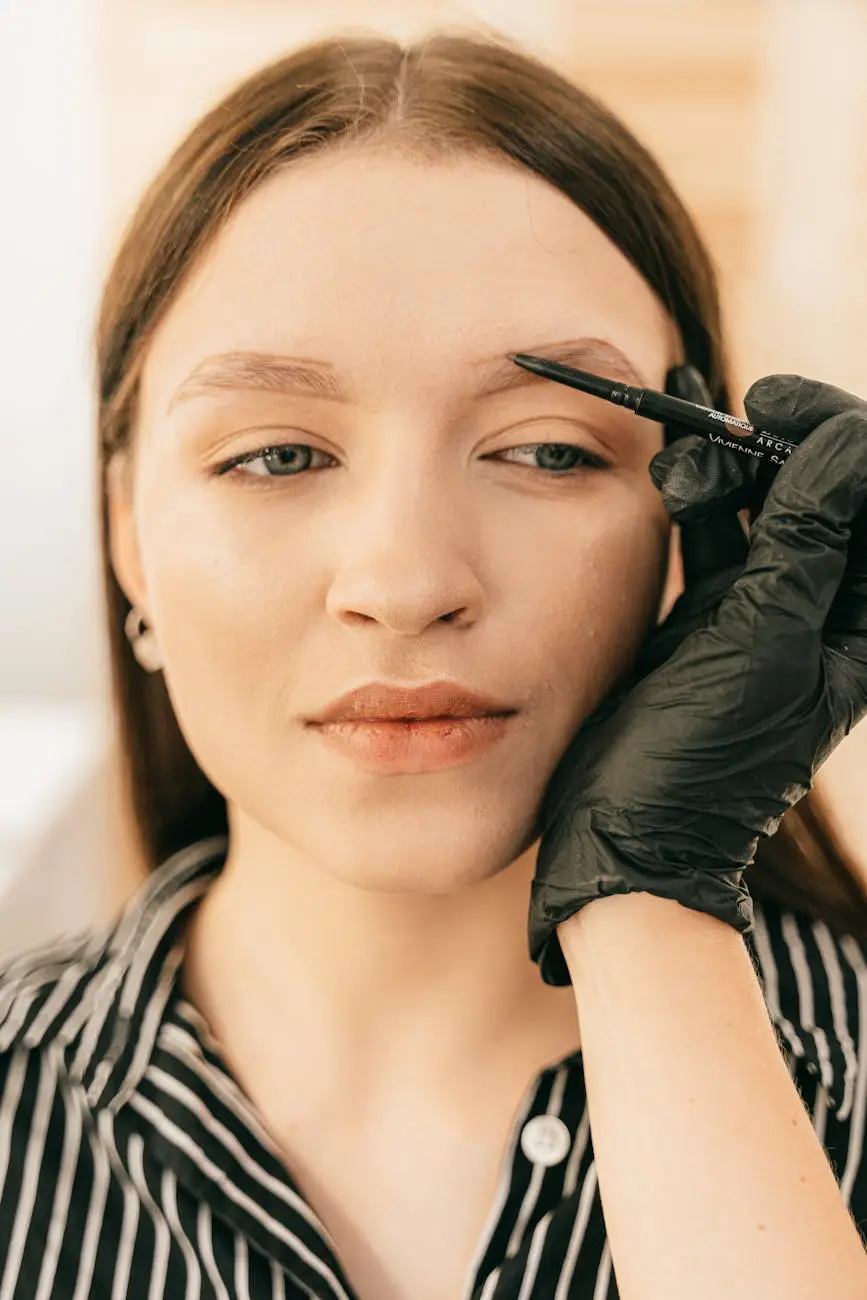 A Revolução das Sobrancelhas: De Volumosas a'Clean Girl'