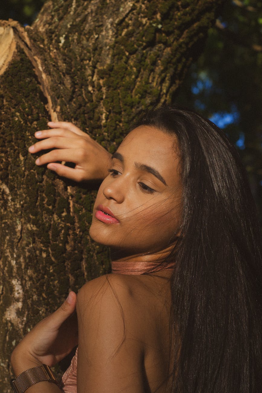 A Beleza que Floresce de Dentro para Fora: Um Guia Completo de Beleza e Saúde Holística para a Mulher Moderna