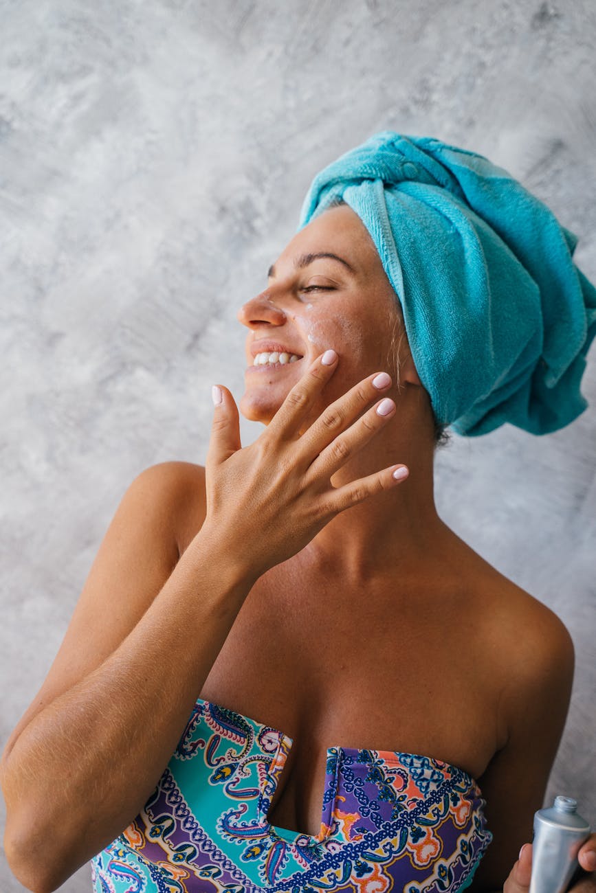 O Ritual da Pele Radiante: Um Guia Definitivo para Beleza, Limpeza e Tratamentos Faciais
