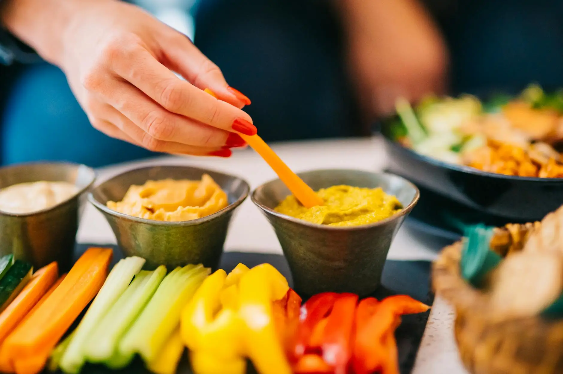 A Dieta da Longevidade: Nutrientes e Timing