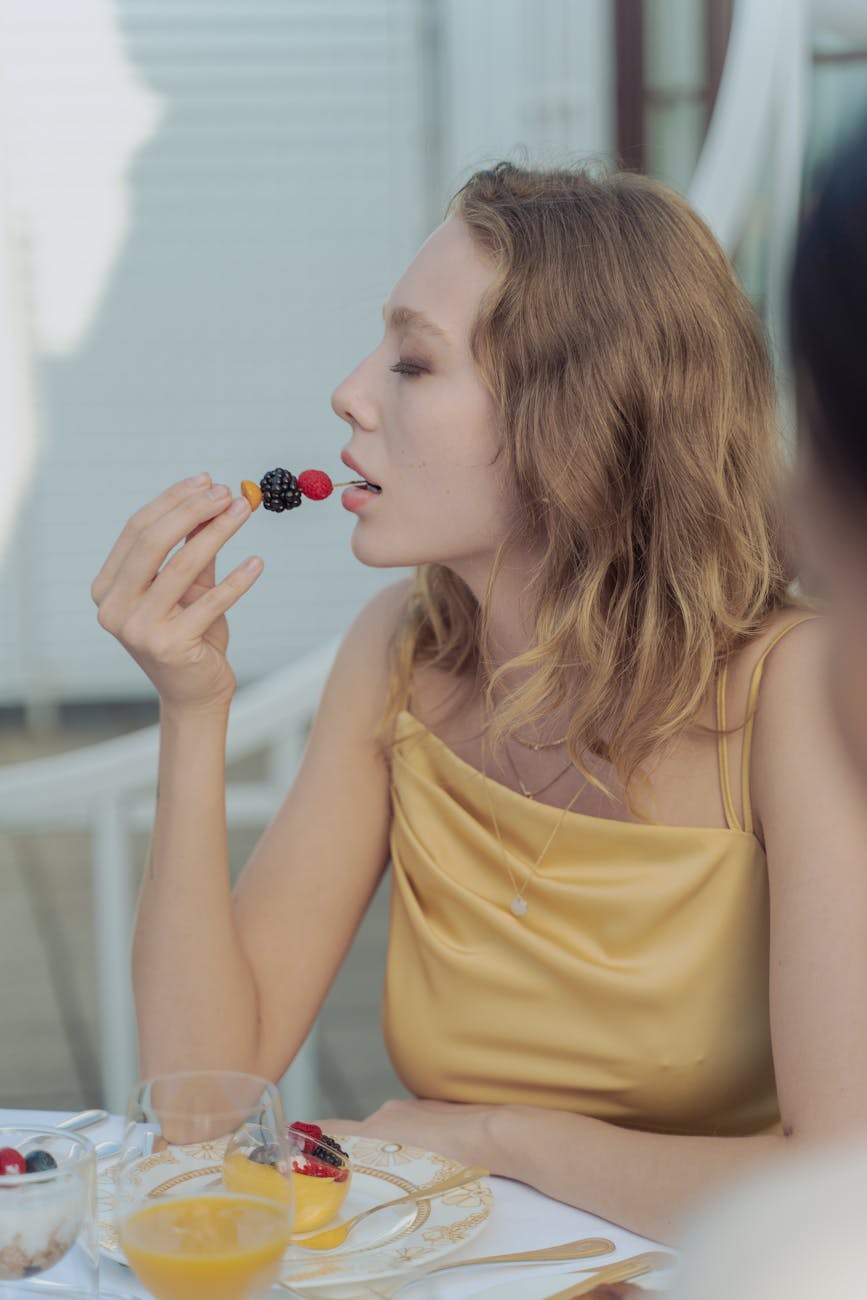Protocolo de Longevidade Estética: A Revolução da Nutrição Anti-inflamatória de Alta Performance