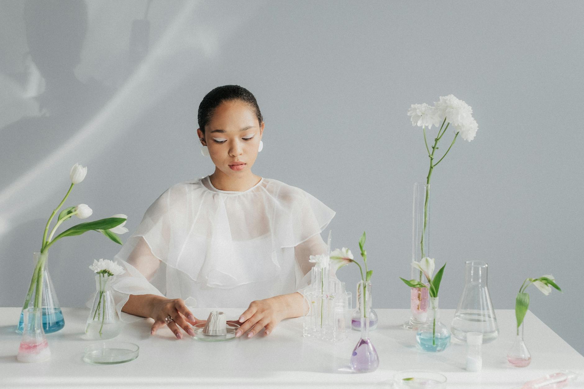 A Nova Era da Elegância: O Skinimalismo Biotecnológico de Alta Performance