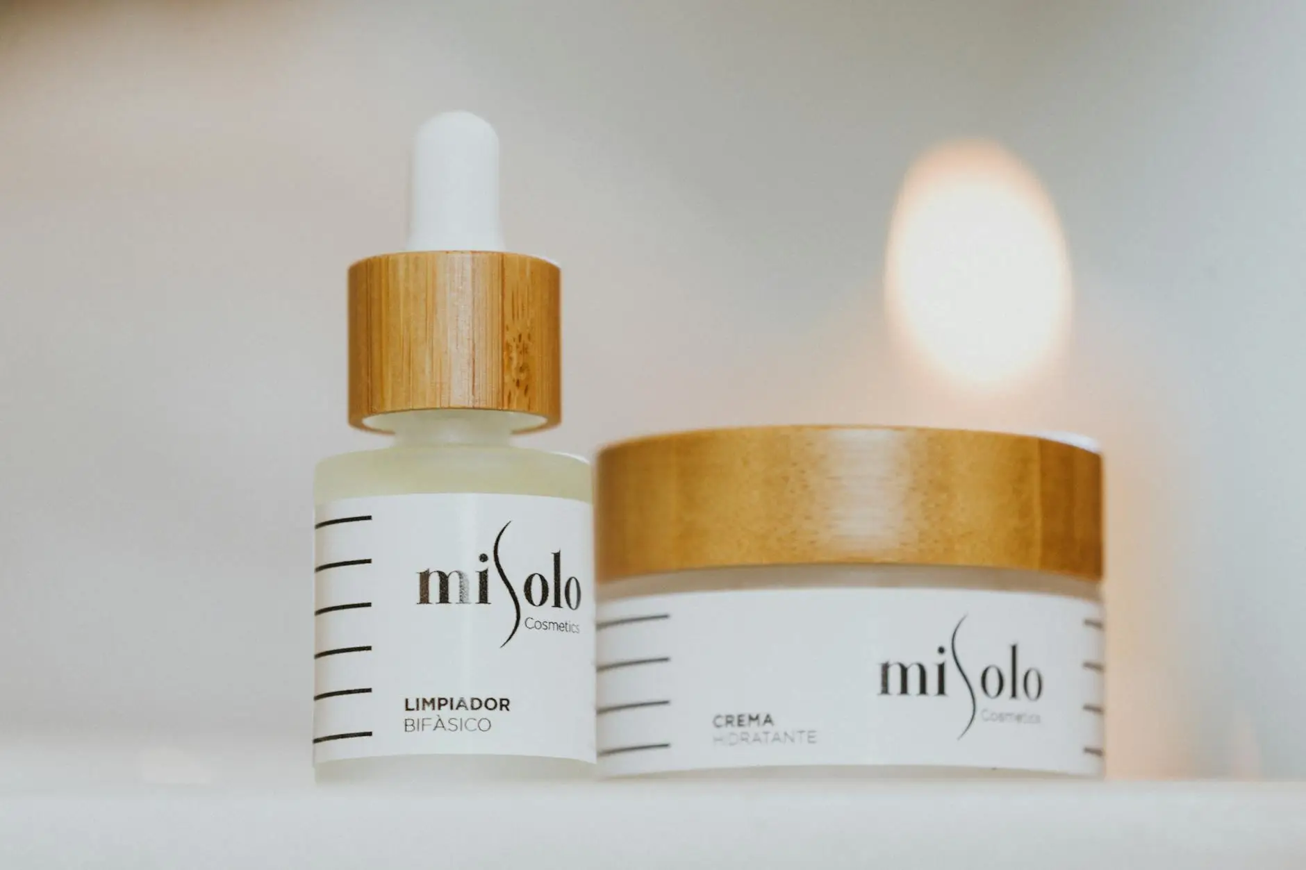 Guia Definitivo do Creme Facial: Como Escolher, Aplicar e Transformar a Saúde da Sua Pele