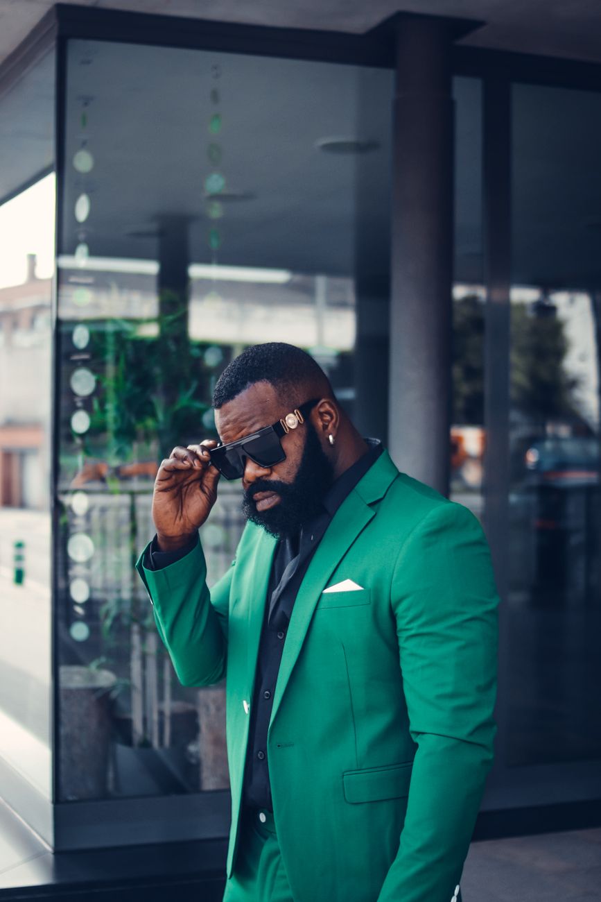 Tony Tornado: Lições de Estilo e Grooming aos 95 Anos