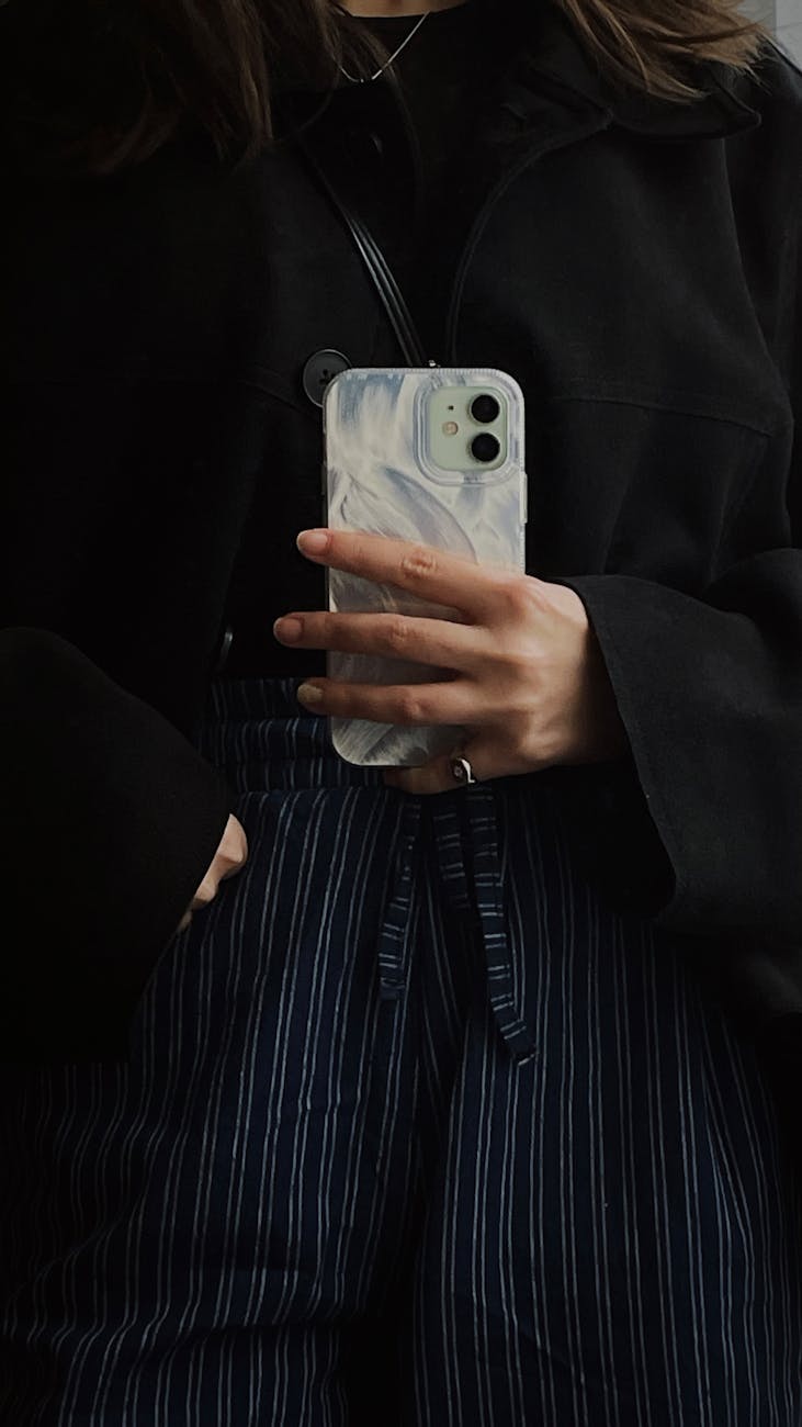Guarda-Roupa Cápsula: A Ciência da Elegância Atemporal