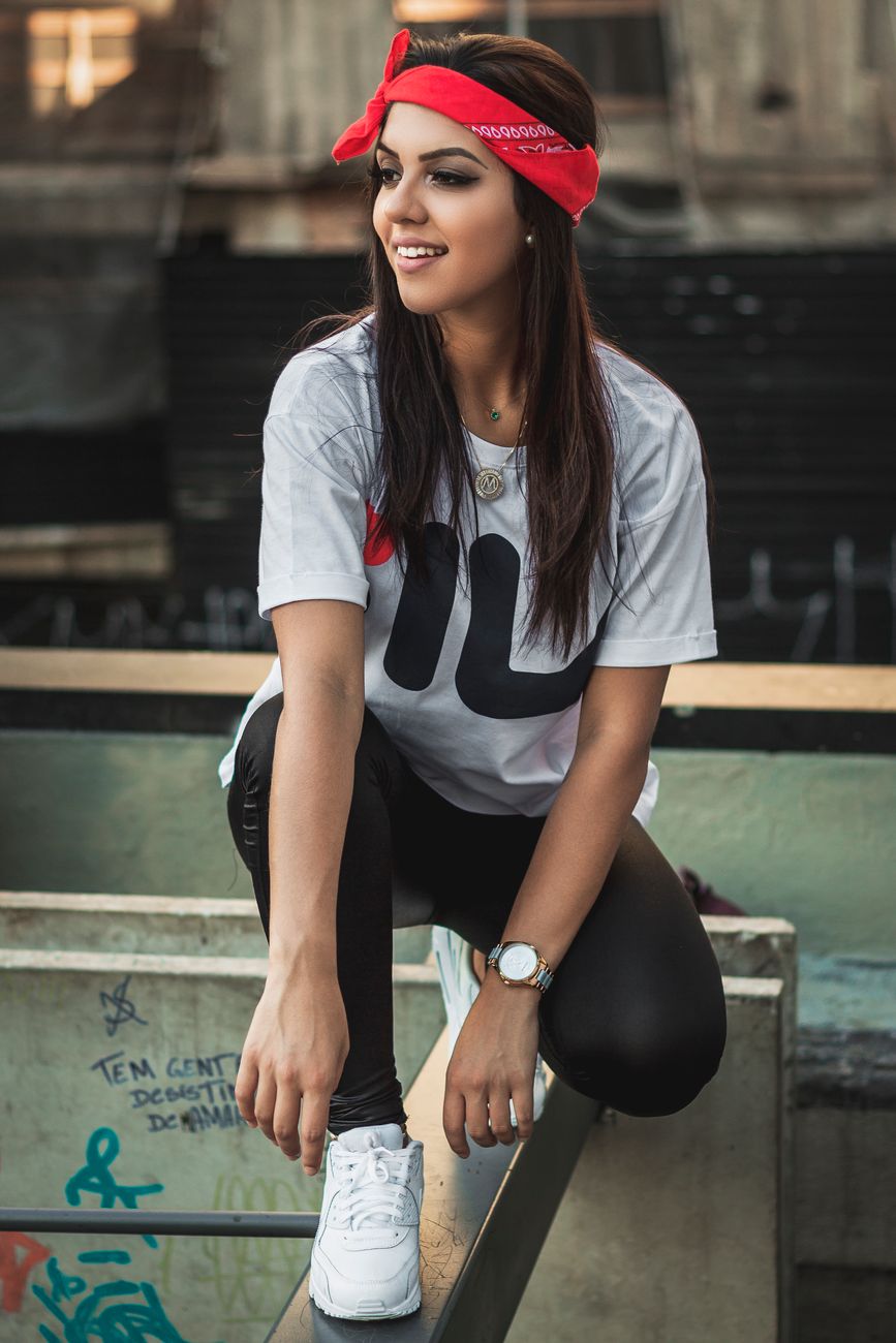 Anitta: O Athleisure de Luxo Que Domina a Cena Global