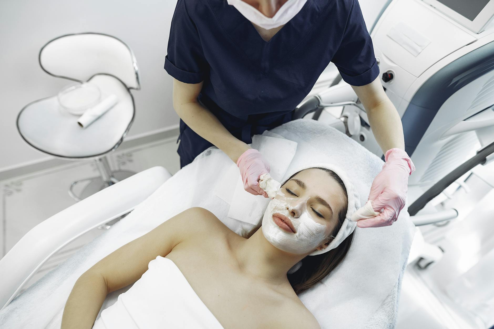 Procedimentos Estéticos Faciais: Guia de Rejuvenescimento