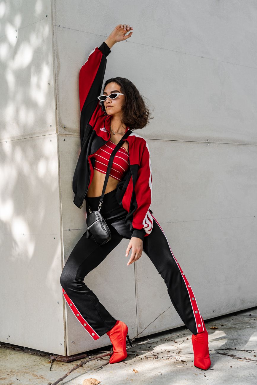 Anitta: O Guia do Athleisure de Luxo que Dominou os EUA