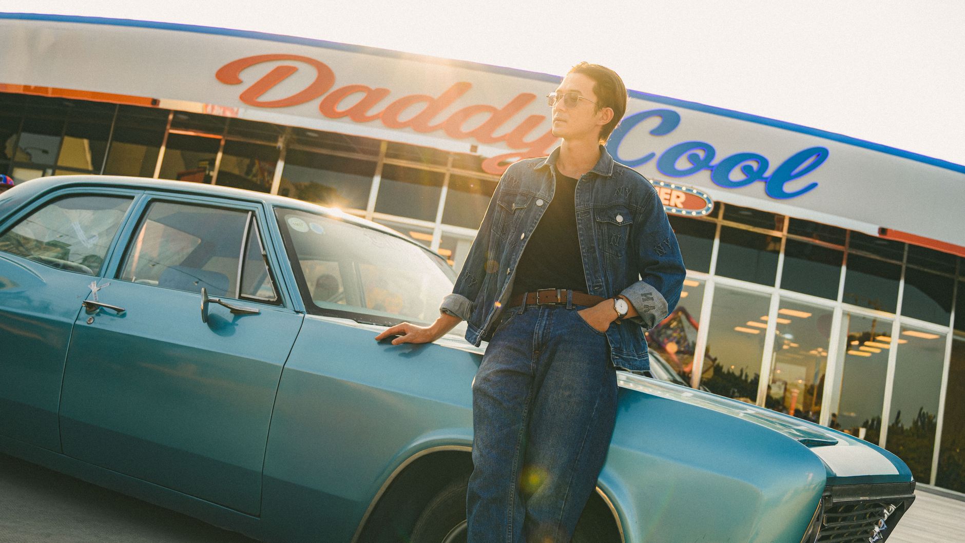 Ícones Pop e Estilo Masculino: Guia de Moda Atemporal