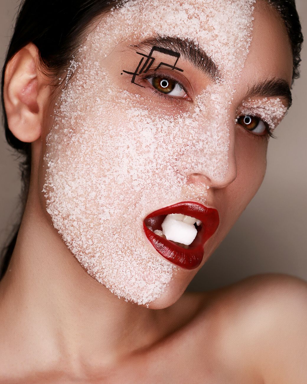 A Estética Dramática de Agrado: Ciência e Make-up Revelados