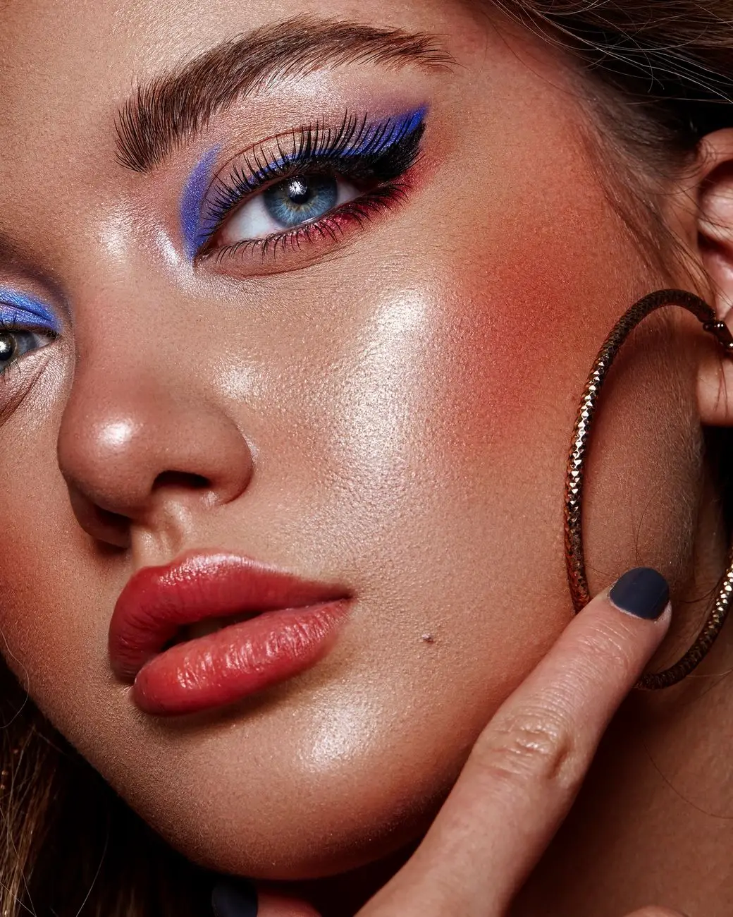 Anitta no Palco: A Ciência do Glow de Alta Performance