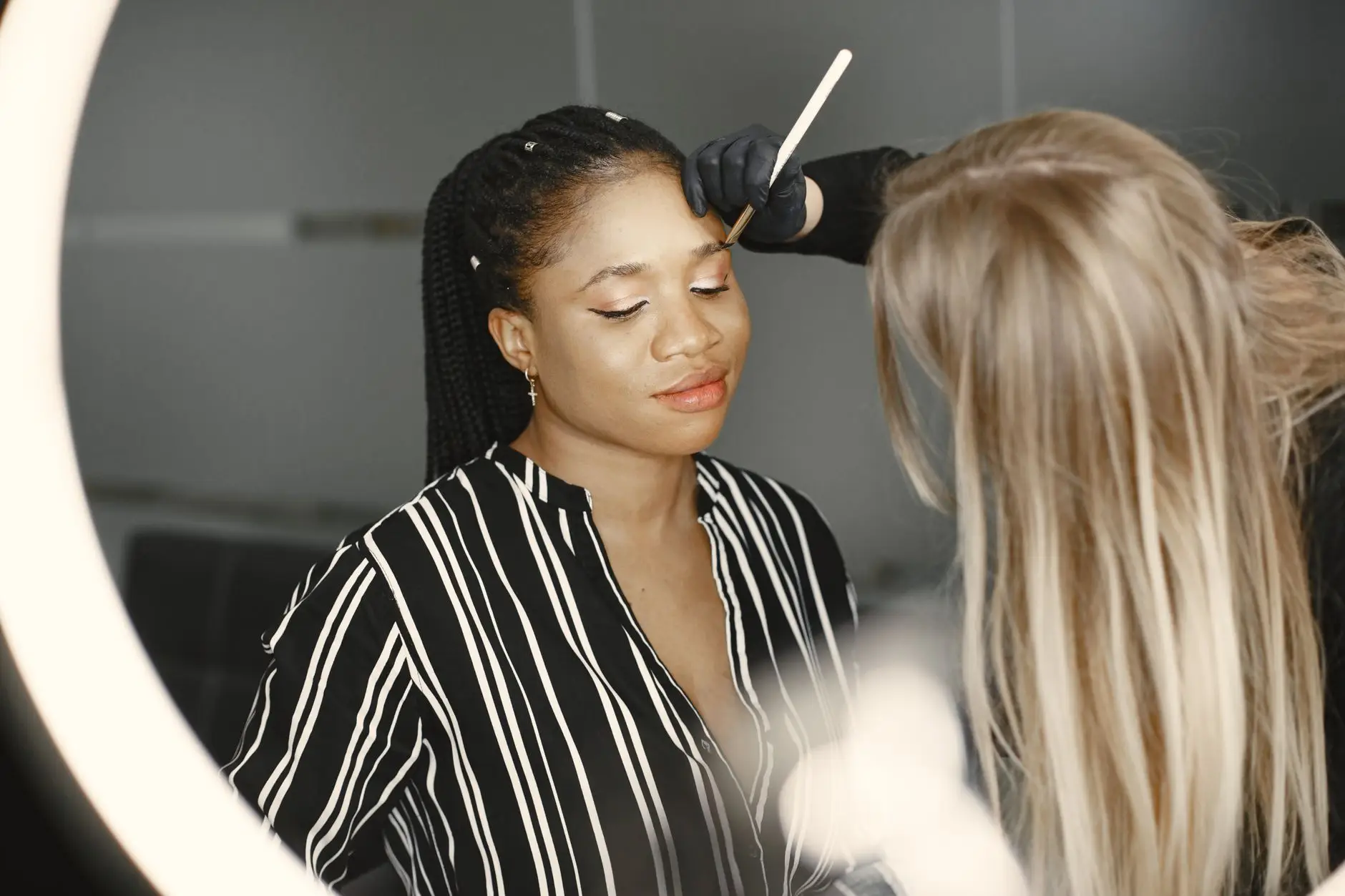 A Ciência Estética de Virginia Fonseca: Análise de Glow Up