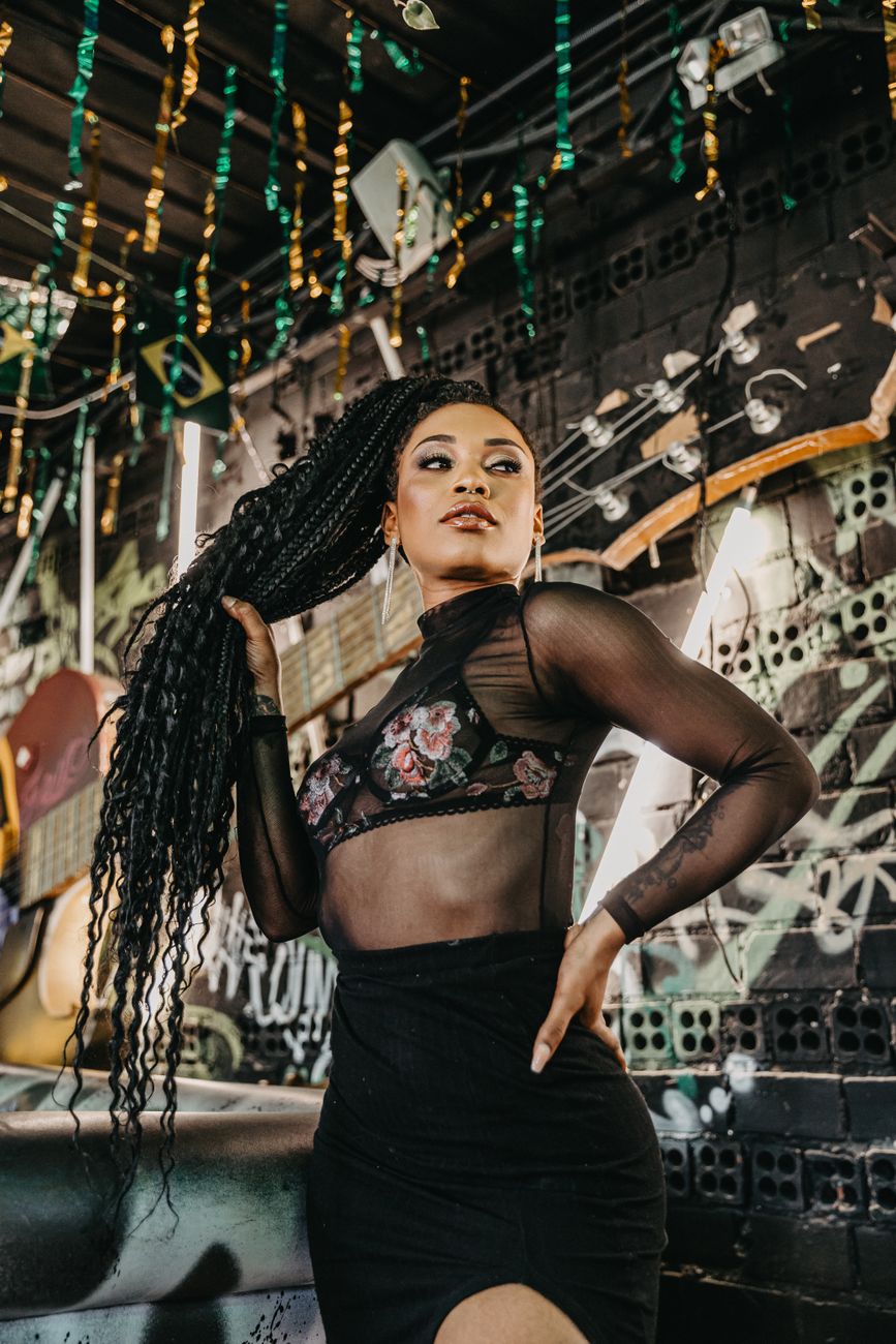 Cabelo & Estilo: Identidade, Transição e Tendências Eternas