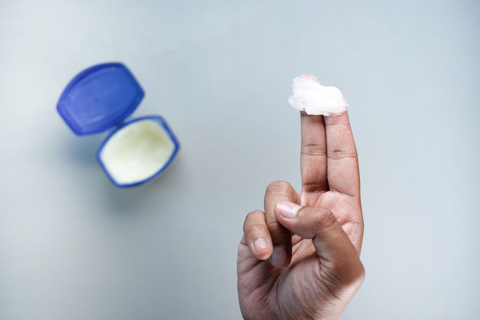 Guia Definitivo: Ativos Skincare, Layering e Cronograma Ideal