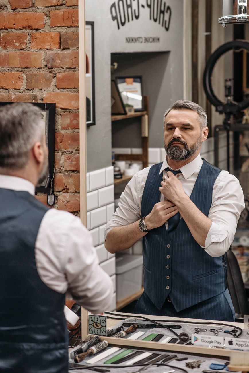 Harmonia Facial Masculina: Guia de Autocuidado e Estética