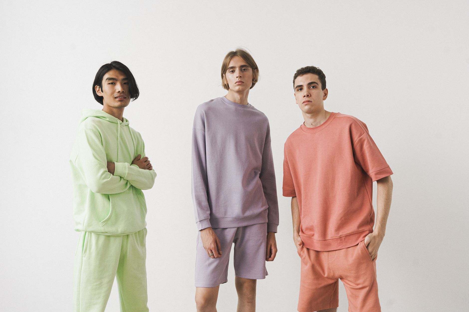 Guarda-Roupa Cápsula: Guia Prático de Elegância Versátil