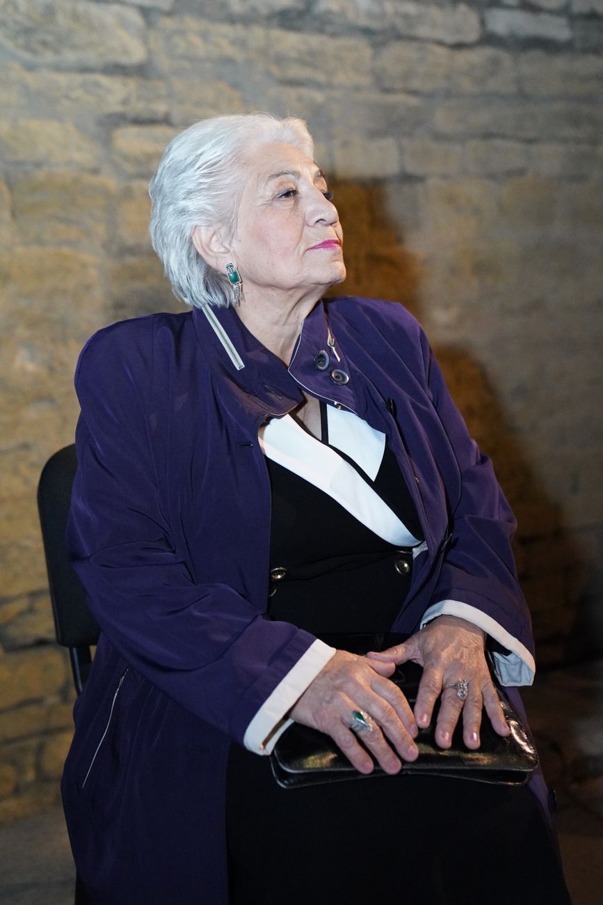 Brenda Fricker: O Segredo da Elegância Atemporal Revelado
