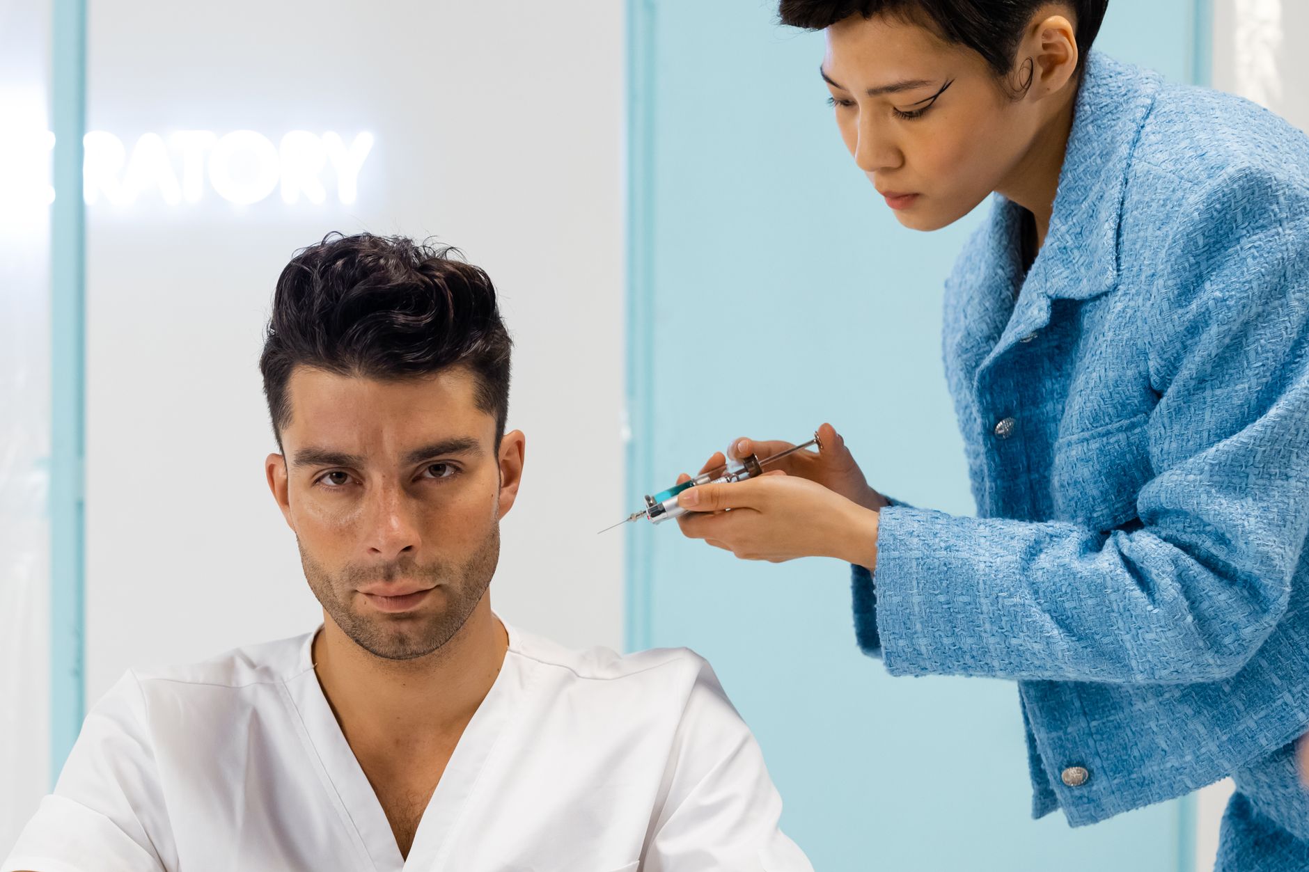 A Ciência da Harmonização Facial de Vini Jr.