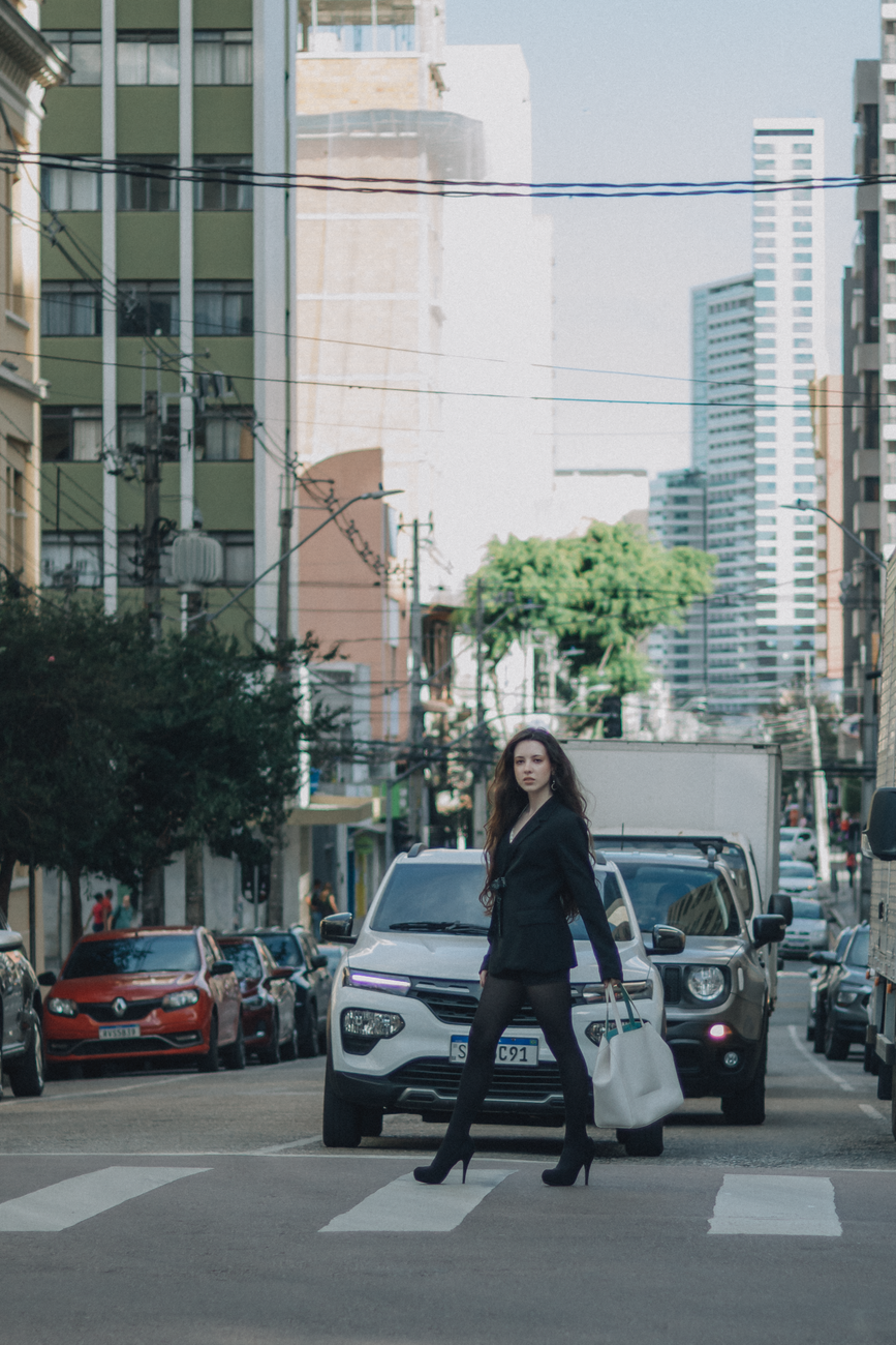 Ana Paula Renault: O Retorno TRIUNFAL com Power Dressing!