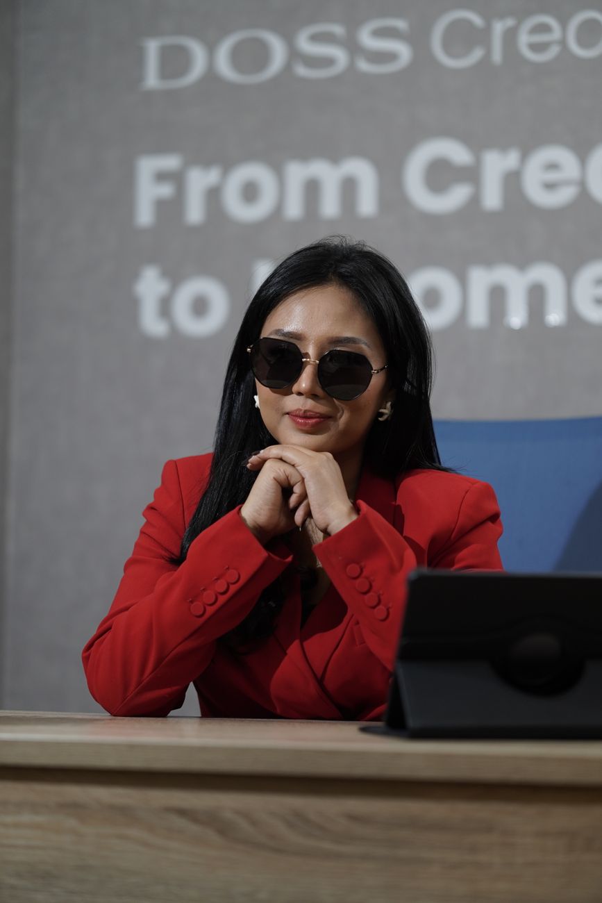 Ana Paula Renault: O Retorno Power na TV! Adote o Look Executivo!