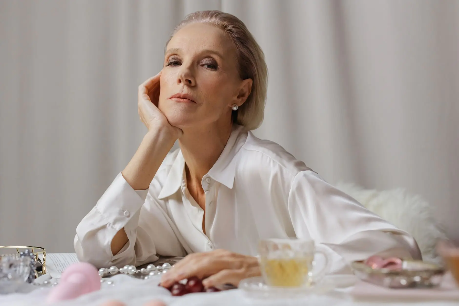 Claudia Raia aos 60: Libere Sua Libido e Desafie a Idade!
