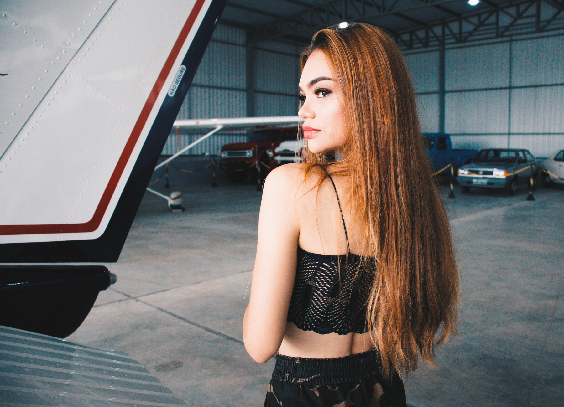 Virginia: Beleza Impecável no Caos! Seu Airport Look AGORA!