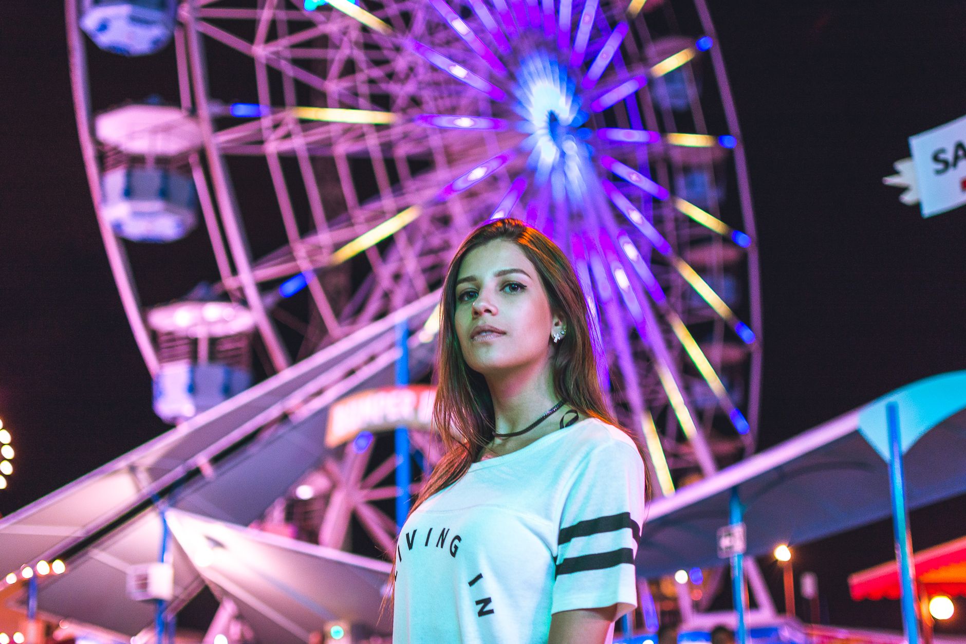 Anitta na Sapucaí: O Glow Imbatível e a Resistência Perfeita!