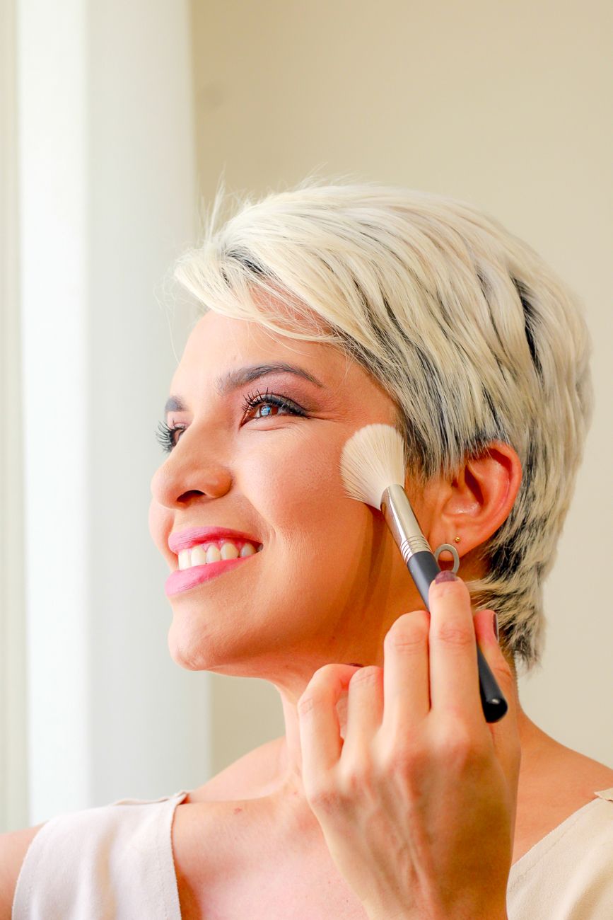 Fabiana Justus: A Radiância Pós-Superação e o Viral da Autenticidade!