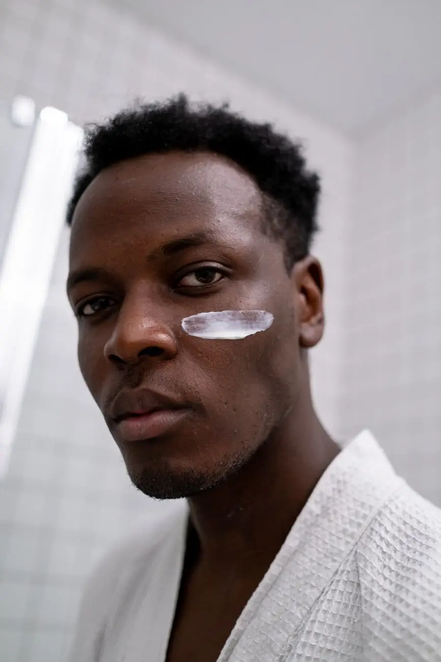 Carmo Dalla Vecchia: Grooming e Vulnerabilidade Masculina