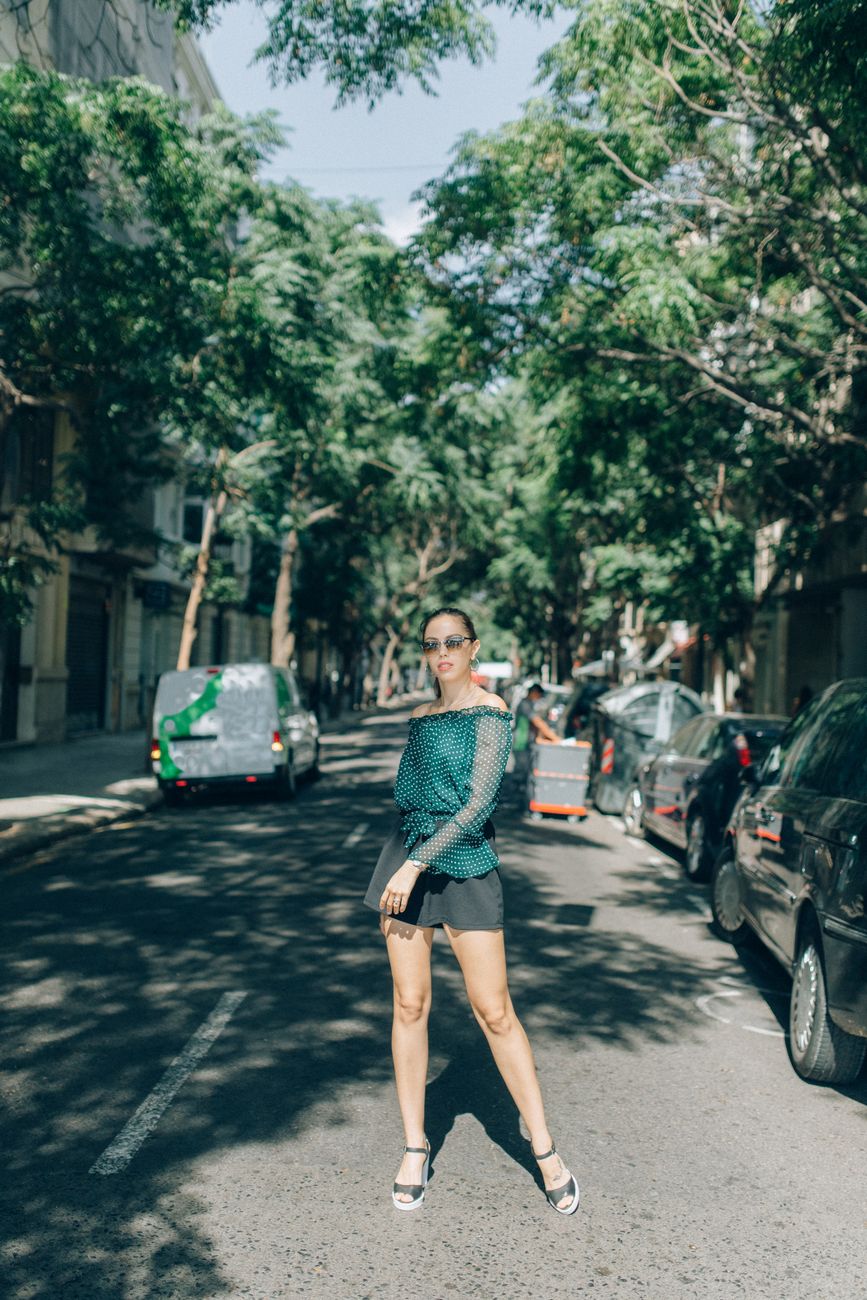 Leticia Colin: O Segredo da Femme Fatale Moderna