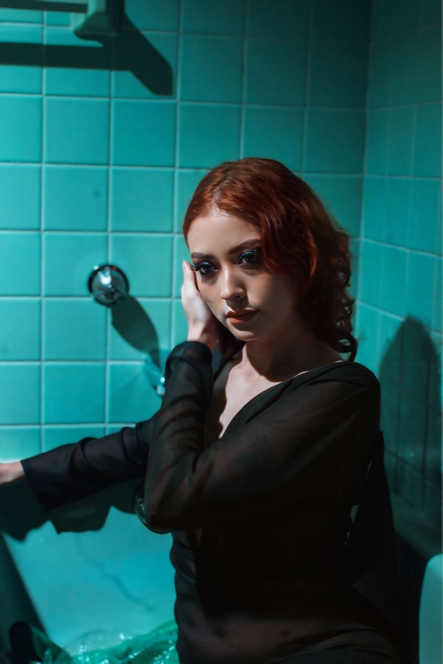 A Biotecnologia do Visual Effortless Chic de Sadie Sink