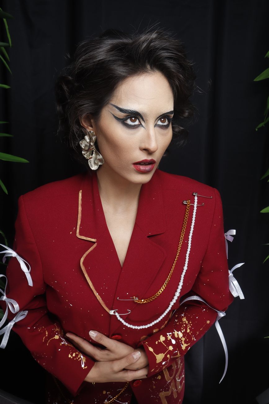 Estética Motomami: A Ciência da Beleza de Rosalía