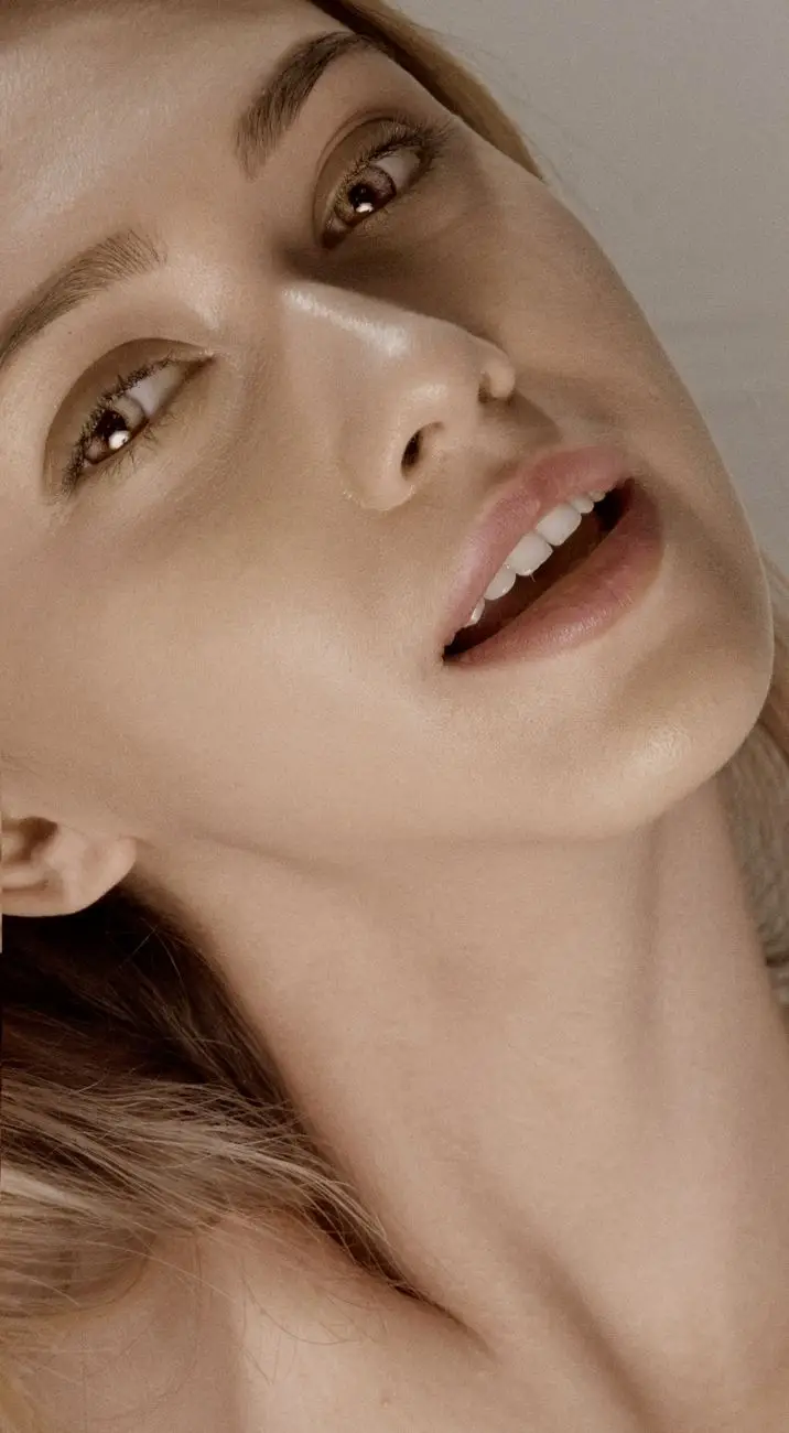 A Ciência da Aura Clean: Juliana Baroni e a Estética Bio
