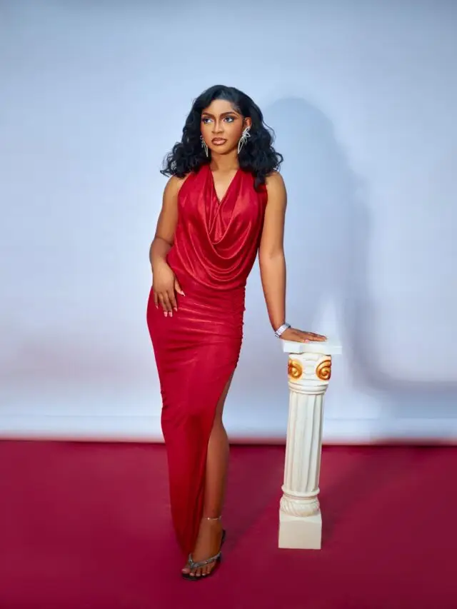 Zendaya: 30 Anos de Ícone Fashion